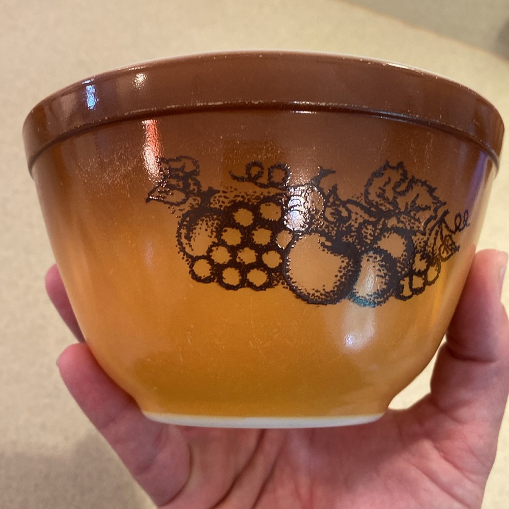 Vintage Pyrex “Old Orchard” - Picture 3 of 8